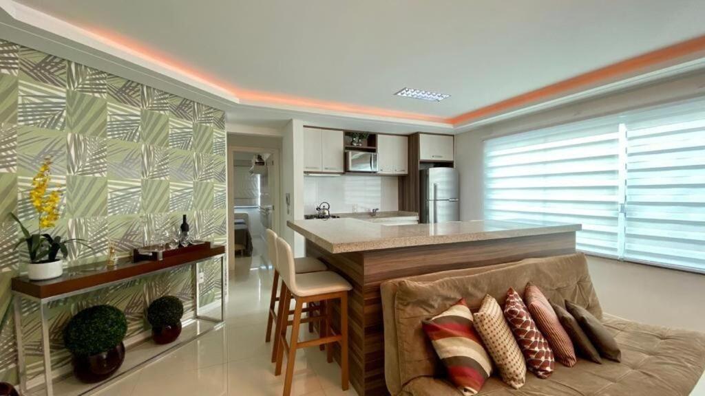 Solar Das Ilhas - Aconchegante Apartamento Na Linda Praia De 4 Ilhas บอมบินญัส ภายนอก รูปภาพ