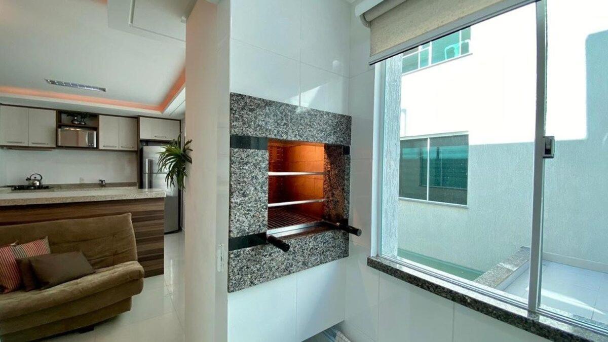 Solar Das Ilhas - Aconchegante Apartamento Na Linda Praia De 4 Ilhas บอมบินญัส ภายนอก รูปภาพ