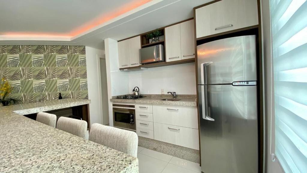 Solar Das Ilhas - Aconchegante Apartamento Na Linda Praia De 4 Ilhas บอมบินญัส ภายนอก รูปภาพ